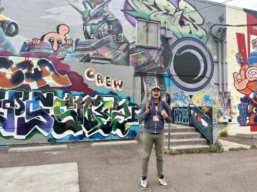 Guide talking about Denver Graffiti | Denver Graffiti Tour